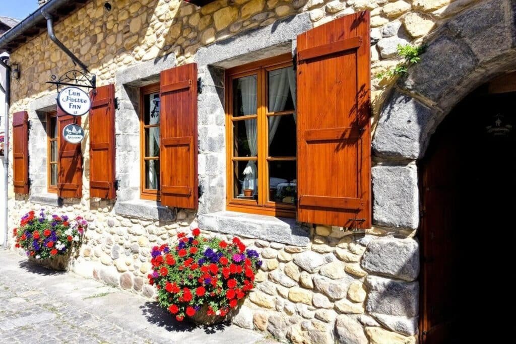 Auberge du Fronton à Ustaritz : charme et gastronomie basque